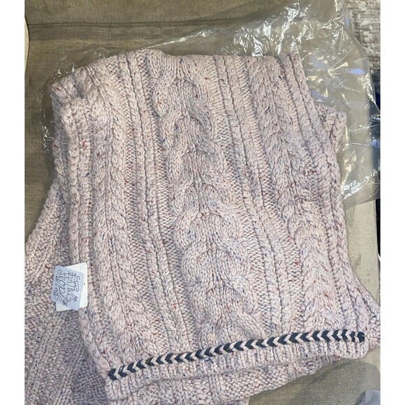 Free People Women's Thick Scarf Whipstitch Cable 80” One Size MSRP $58 Pink NEW - Picture 2 of 7